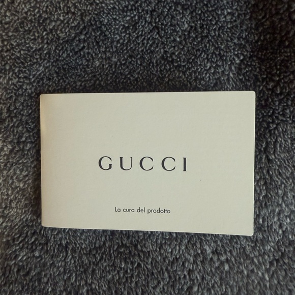 Authentic Gucci slides - w/ original box - Picture 5 of 8